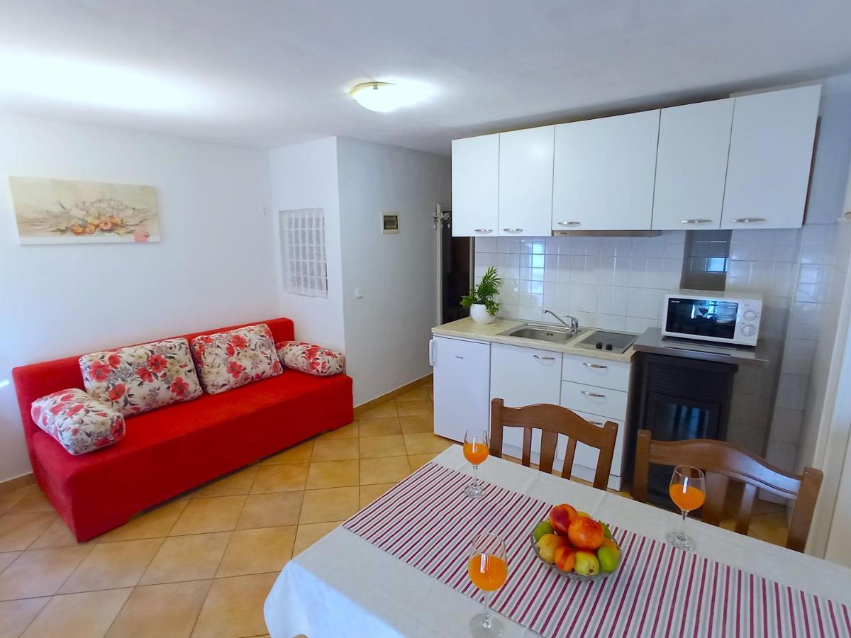 Old Town Vrsar, Apartments Danica & Zoran Exterior photo